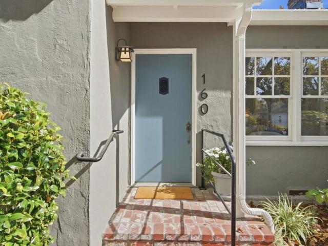 160 Santa Rita Avenue