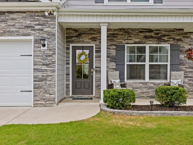 160 Shoreline Trace