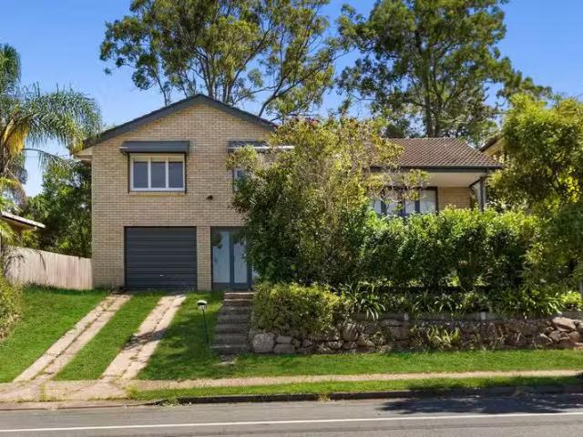 160 Patricks Road, FERNY HILLS, QLD 4055 House for Rent