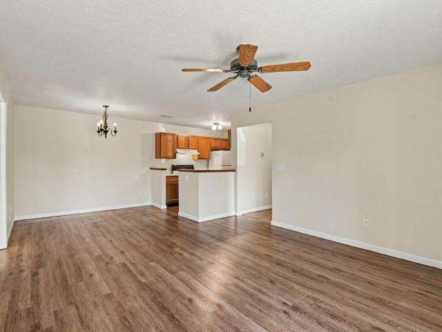 160 Rough River Drive 1