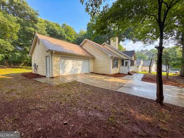 160 Regency Drive