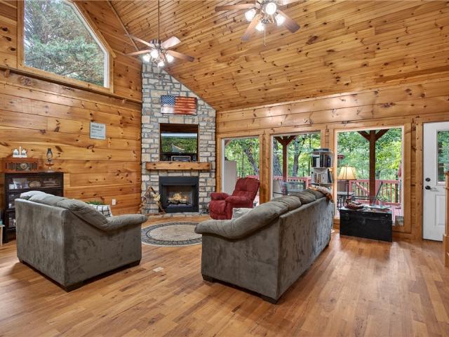 160 Tugaloo Shores Road