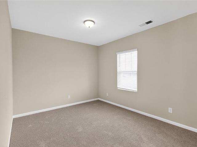 160 Verona Drive NW