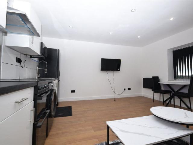 160B, Leeds Road, Rothwell, Leeds, West Yorkshire, LS26 0JH