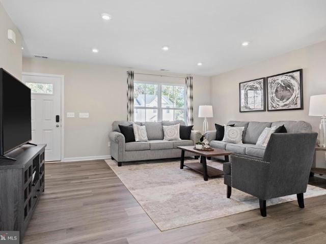 1614 Mutual Drive