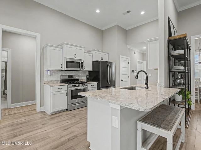 1614 Fall Garden Drive