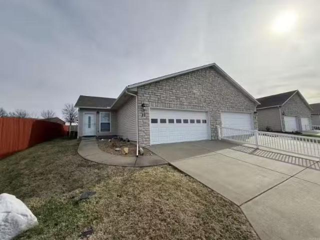1615 N SPRING RD, HARRISON, AR 72601