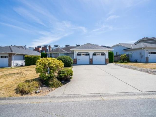1615 A Avenue, Surrey, BC, V4A 9J9 house for sale | Listing ID R3170 | Royal LePage
