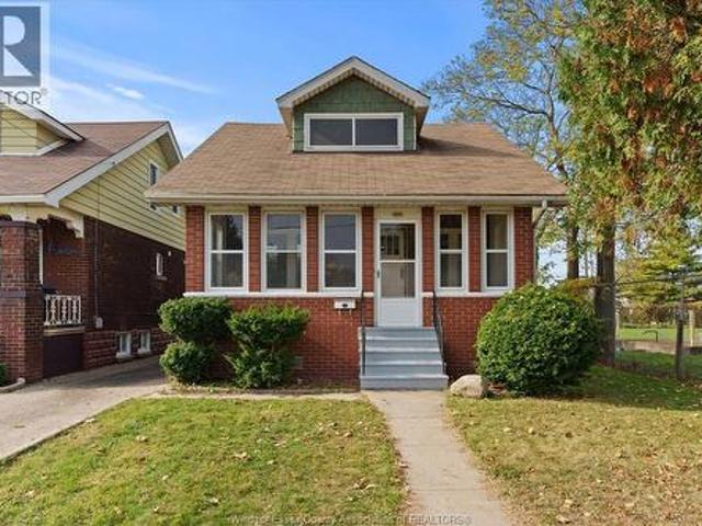 1615 Benjamin, Windsor, ON, N8X 4N7 house for sale | Listing ID 26026 | Royal LePage