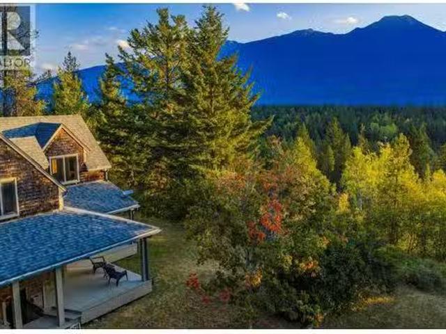 1615 Campbell Road, Golden, BC, V0A 1H7 house for sale List.
