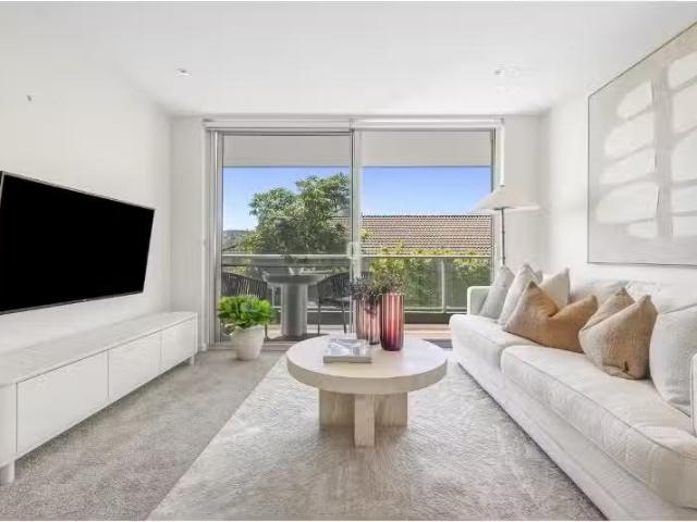16/15 Frazer Street, Collaroy Apartment for rent Listed by Vi.