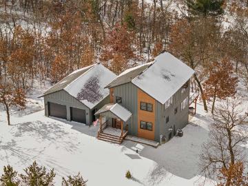 1615 Kingswood Trail