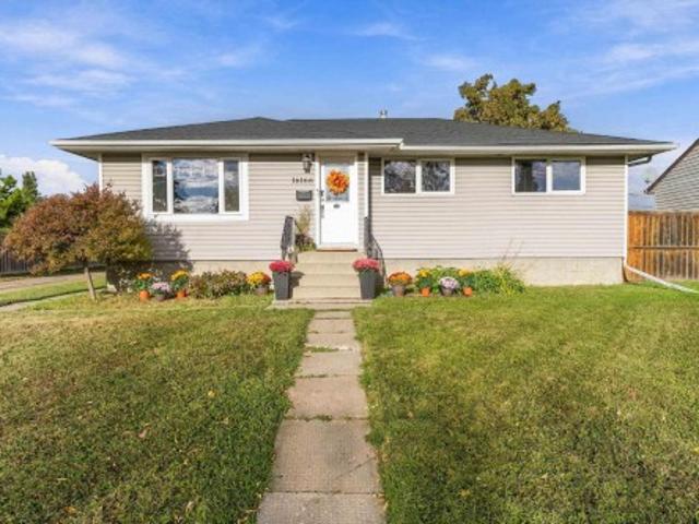 16166 A Avenue Nw, Edmonton, AB, T5P 1J1 house for sale | Listing ID E4512 | Royal LePage