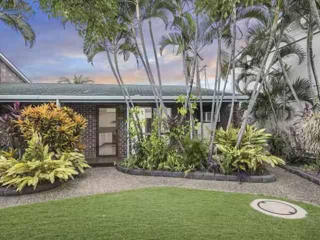 16/16 Old Common Road, Belgian Gardens, QLD 4810