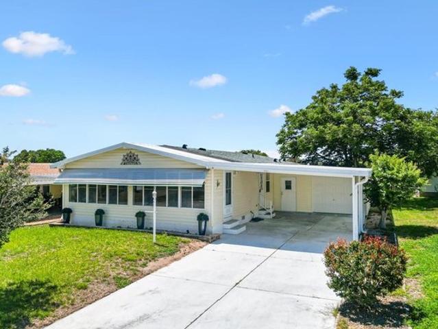 1616 Bayhill Dr, Lady Lake, FL 32159