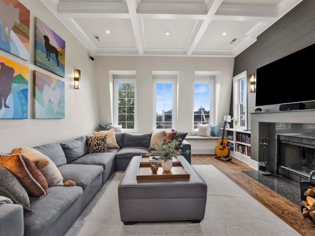 1617 N Hermitage Avenue # 3N