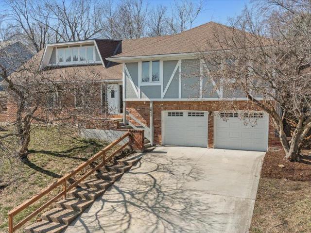1617 Alvamar Dr, Lawrence, KS 66047 | MLS #165300