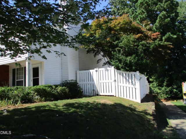 1617 Beacon Valley Drive