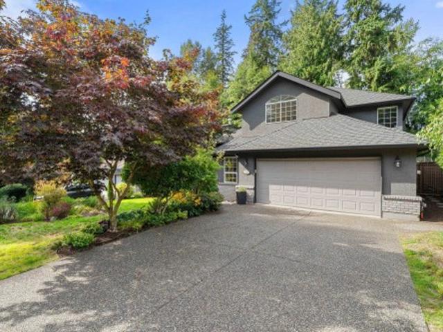 1617 Emerson Court, North Vancouver, BC, V7H 2Y6 house for sale | Listing ID R3165 | Royal LePage