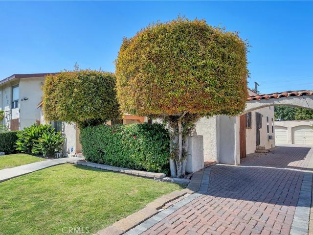 1617 W 80th St, Los Angeles, CA 90047 | MLS #IN26095