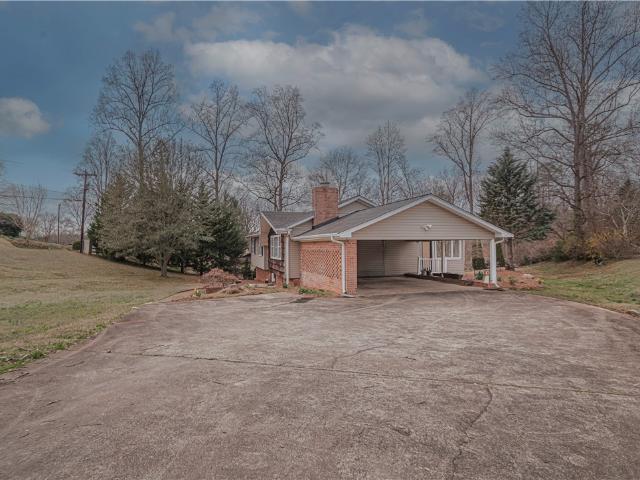 1618 E Saluda Lake Road