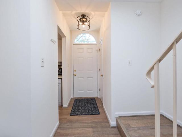 1618 Garden Ct