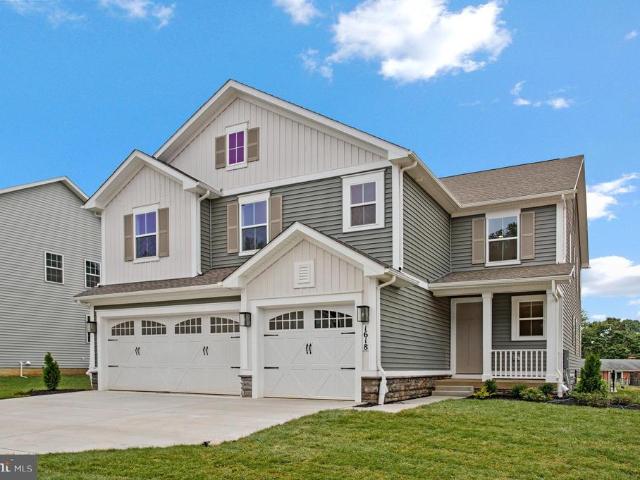 1618 Shady Tree Court