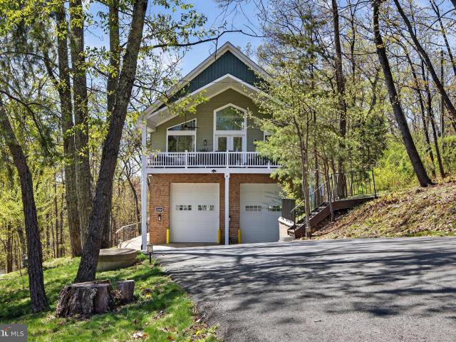 16105 Sumney Dr, Haymarket, VA 20169 | MLS #VAPW2116