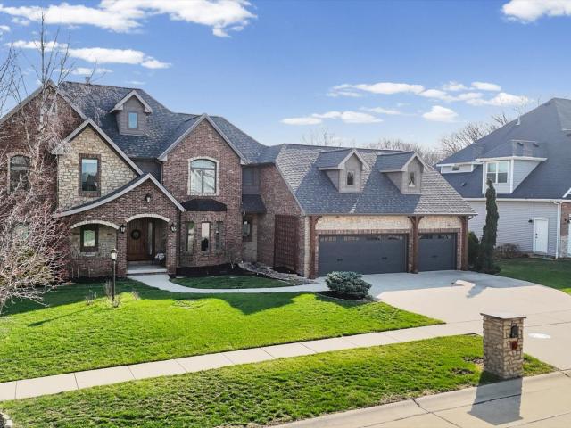 1610 Briarwood Ln, Mahomet, IL 61853 | MLS #12597