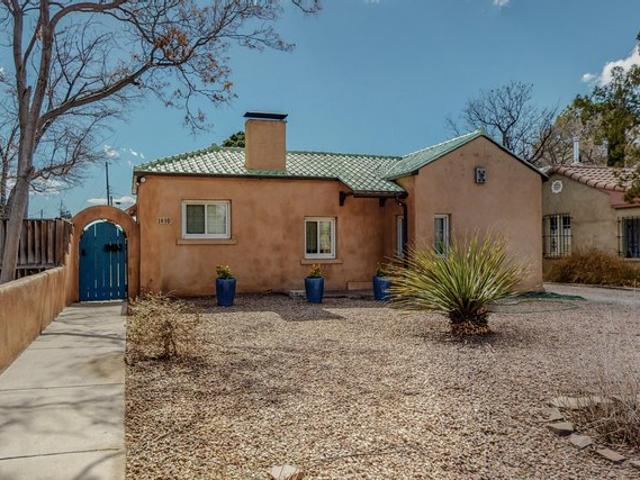 1610 Las Lomas Rd NE, Albuquerque, NM 87106