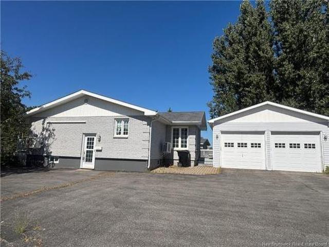 1610 St Peter Ave, Bathurst, NB, E2A 3B1 house for sale | Listing ID NB126084 | Royal LePage