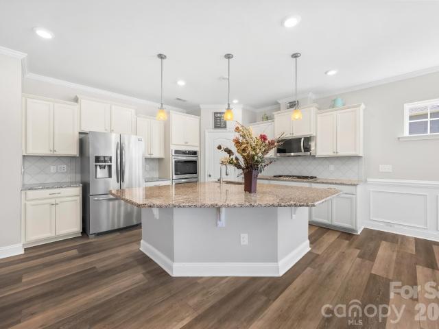 16113 Foreleigh Road