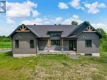 16119 Eamer Road, South Stormont, ON, K0C 1R0 house for sale | Listing ID X13415 | Royal LePage