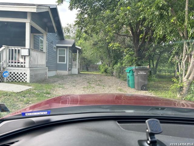 1611 Dawson
