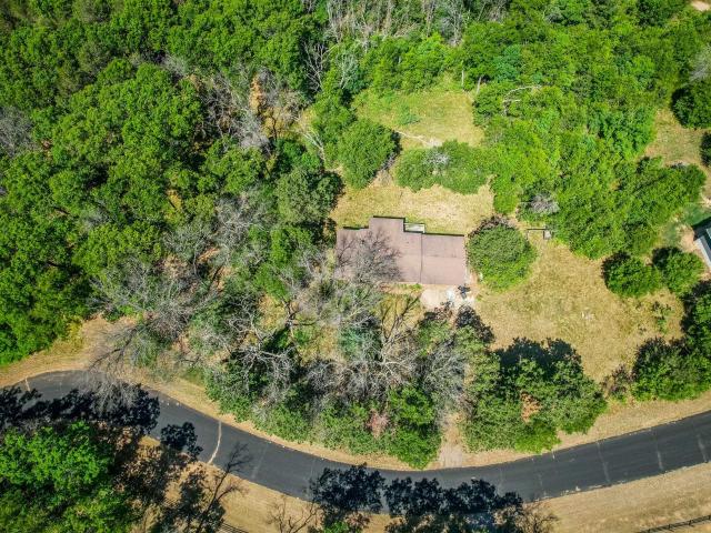 1611 Kingswood Trail
