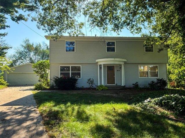 1611 66th St, Windsor Heights, IA 50324