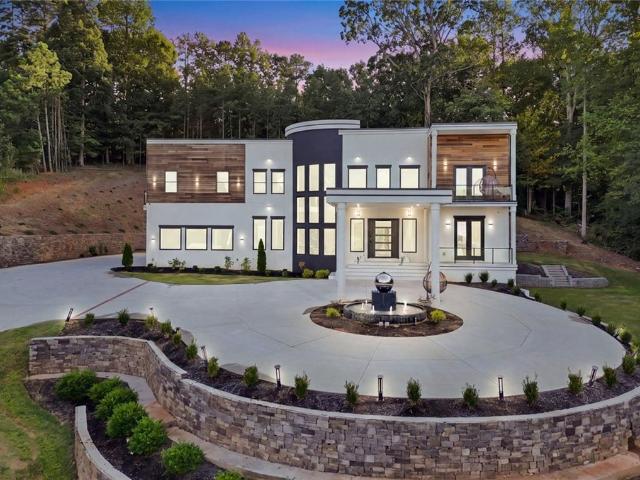 1612 Mountain Shadow Trail