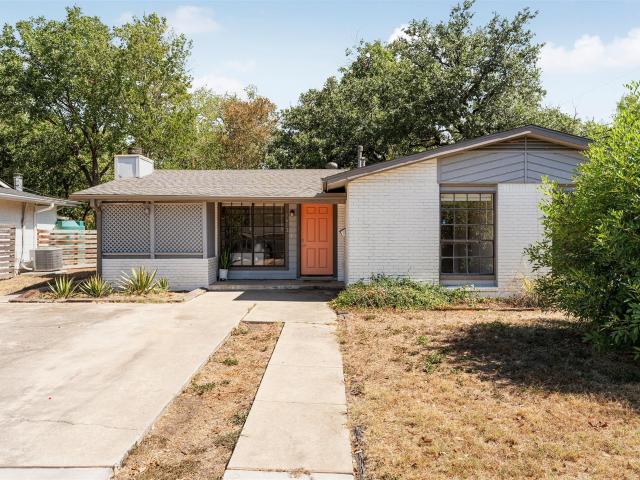 1612 Broadmoor Dr