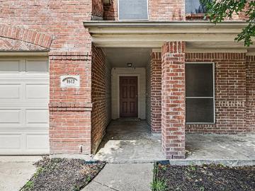 1612 Cardinal Way