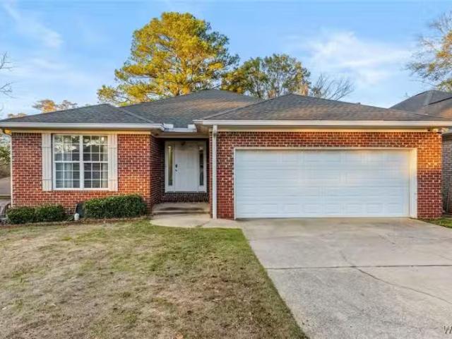 1612 HAMILTON LN, TUSCALOOSA, AL 35404