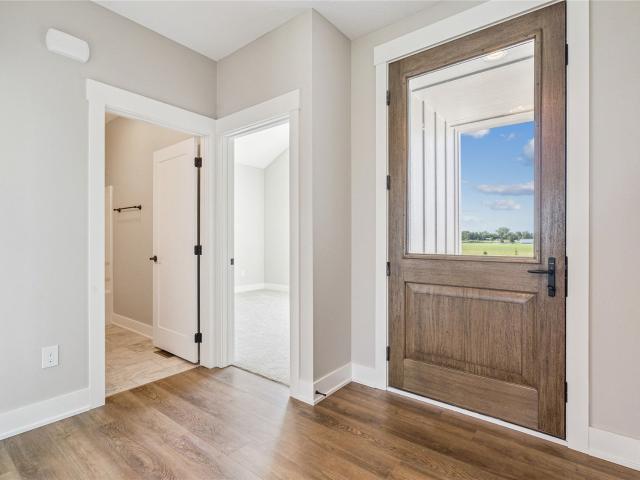 1612 Summit Cir NE, Bondurant, IA