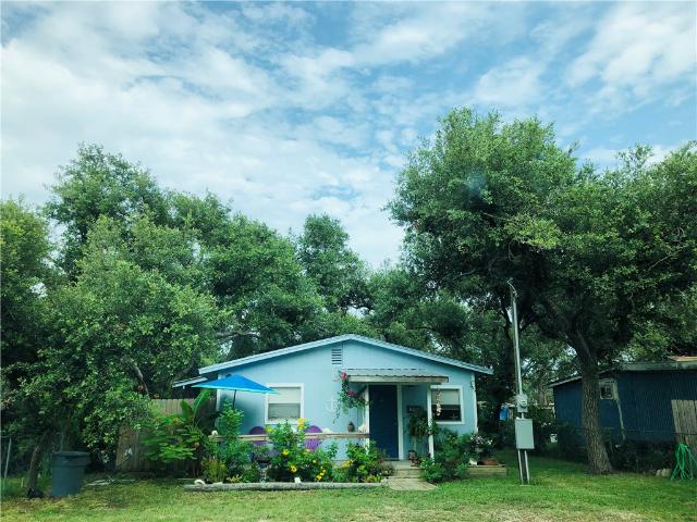 1612 Sammy Henderson St, Rockport, TX 78382 | MLS #470341