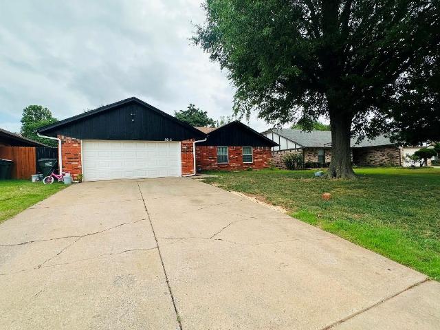 1612 Whispering Creek Drive
