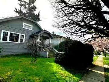 House for sale in Kensington-cedar Cottage - Cellar