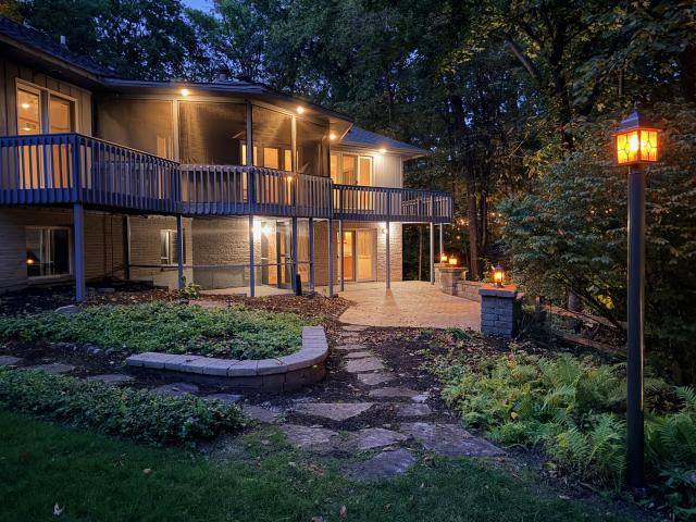 16131 S Twin Oak Court
