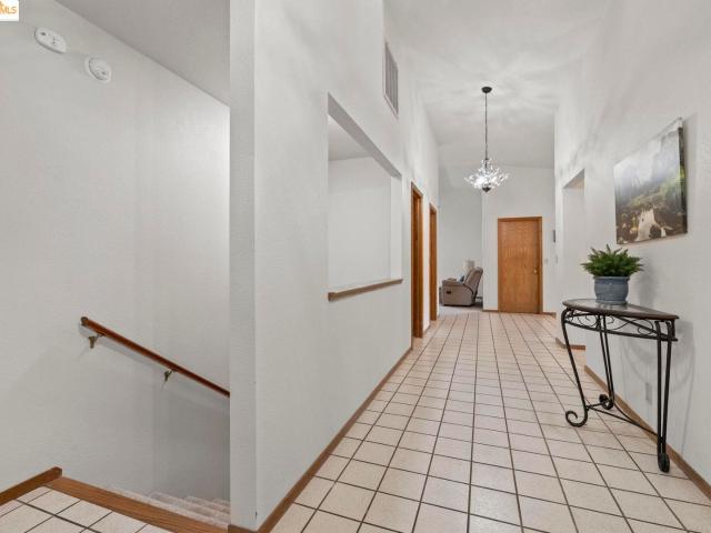 16137 Acorn Dr