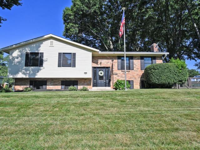 1613 Muskegon Drive