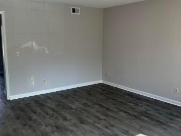 1613 Ashford Lane