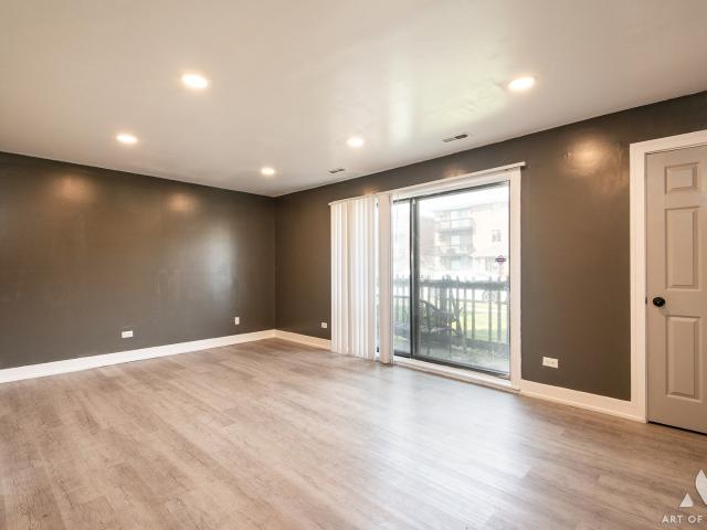 1613 Astor Street # 1W