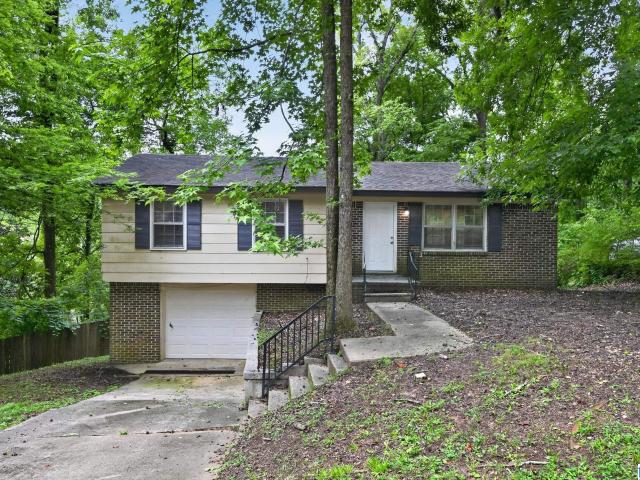 1613 Barrington Lane Ne